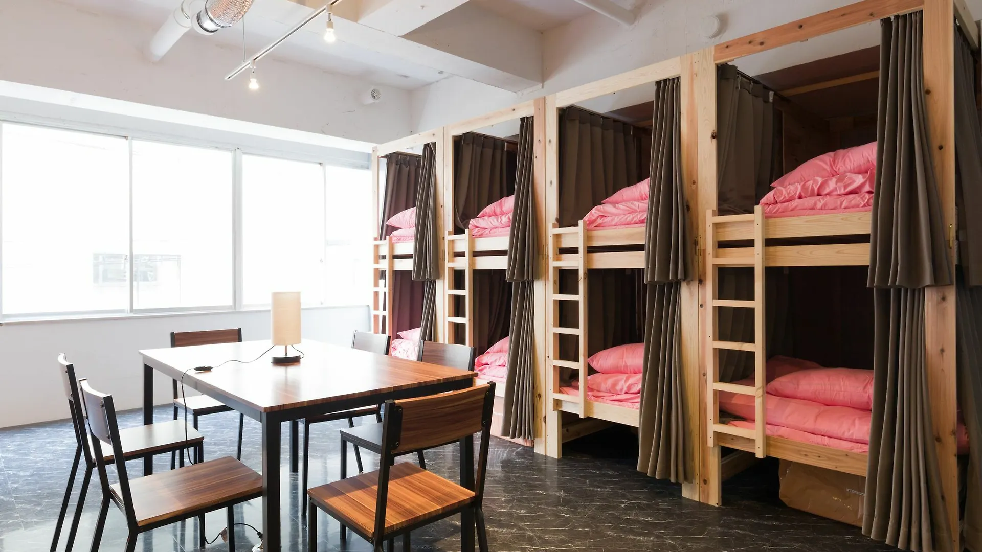 The Pisces Inn Fukuoka  0*, Fukuoka (Fukuoka)